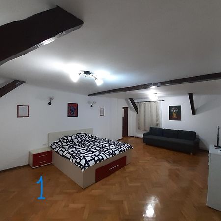 Old Town Studio Braşov Exteriör bild